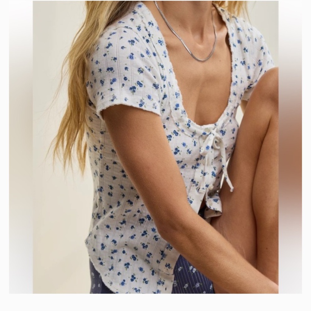 aerie White Floral Tie-Front Short Sleeve Top